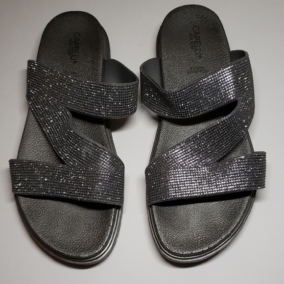 Capelli of New York Women's Glittering Silver Sandals - Picture 1 of 8
